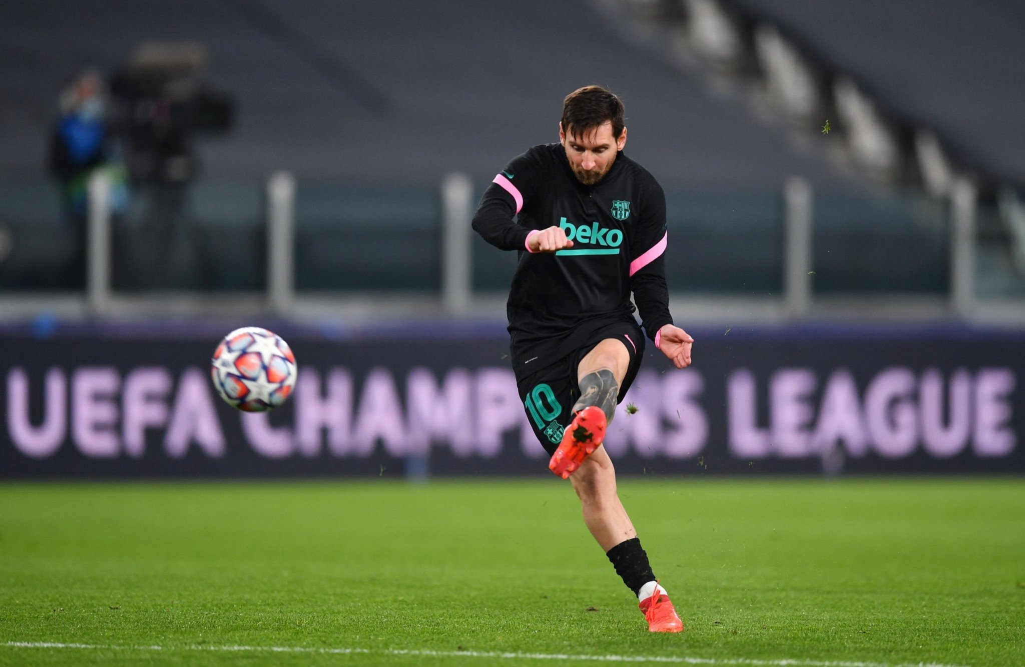 以直接决定 以直接决定